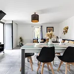 Maison De - * Ladaux