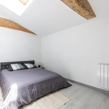 Maison De - *