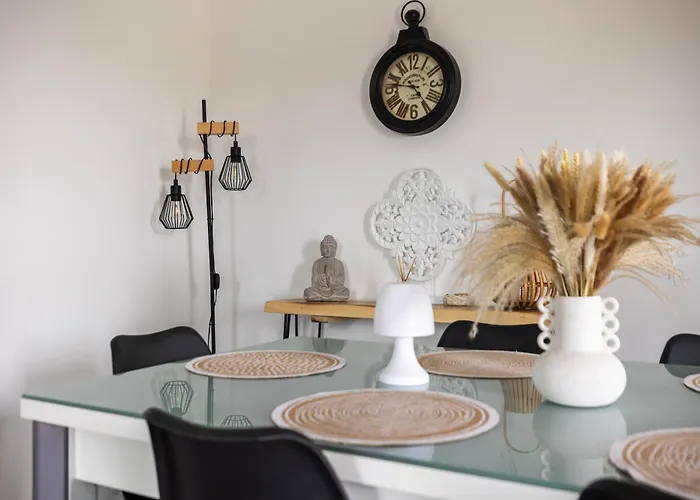 Semesterbostad Le - Ladaux