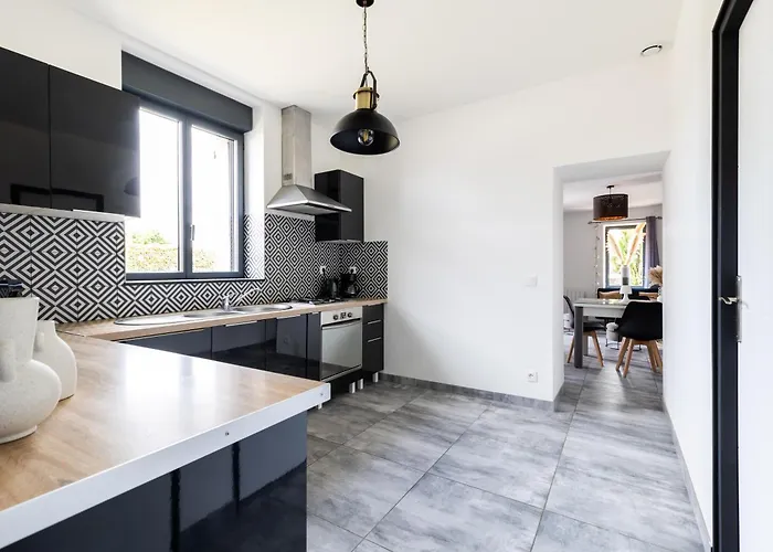 Le - Semesterbostad Ladaux